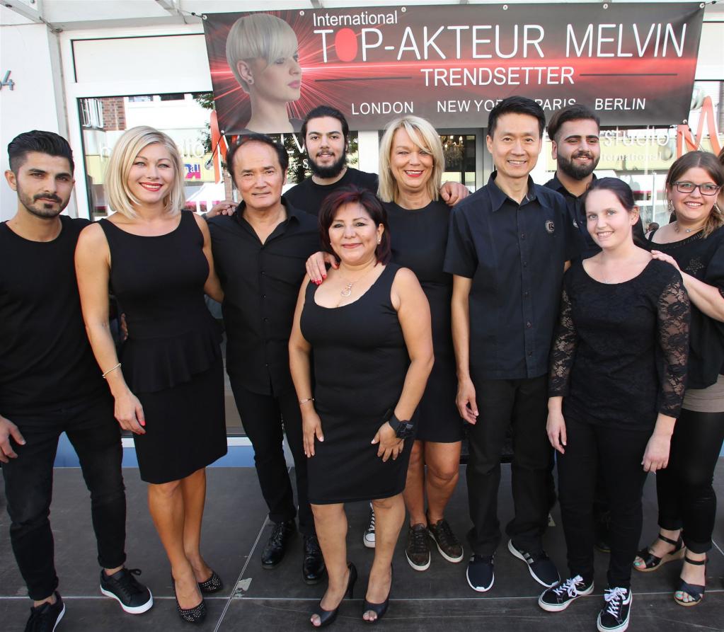 Teamfoto - Bitte lächeln!